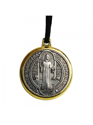 Colar Borda Dourada Medalhão São Bento 3.5cm